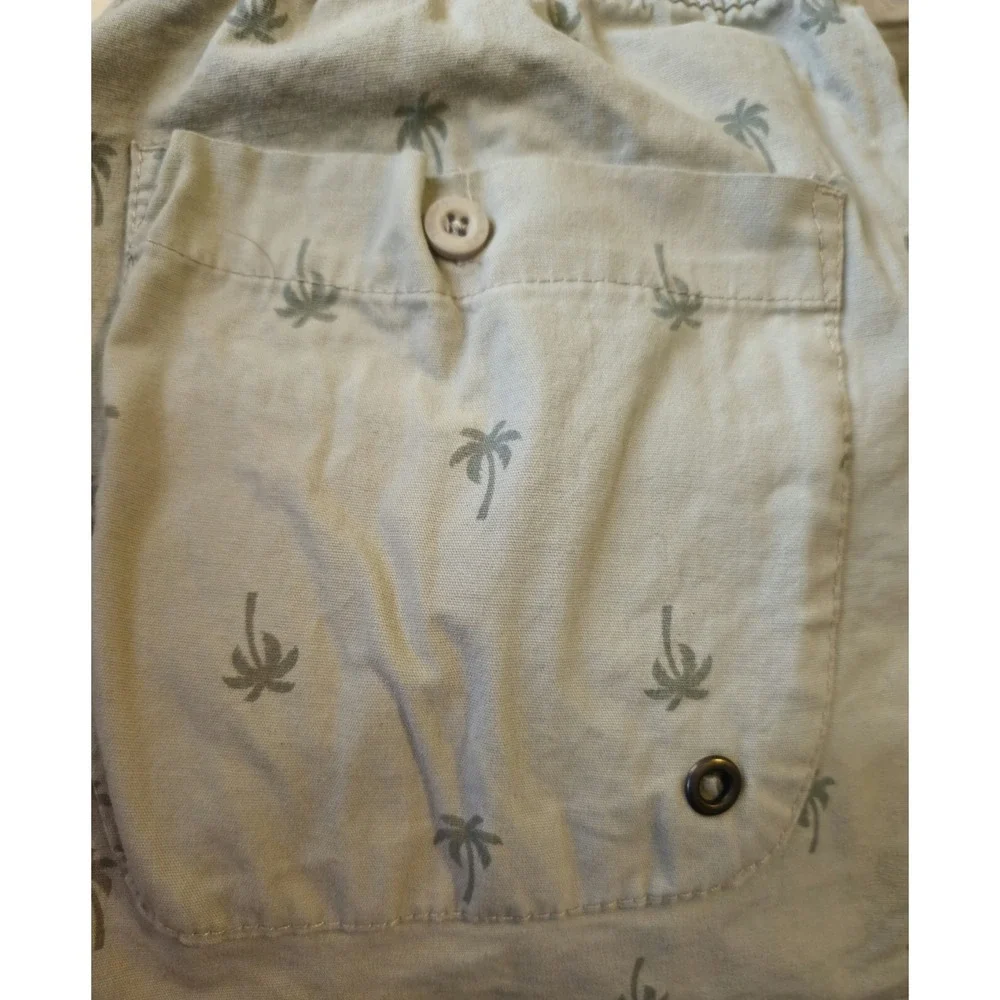 TRUNKS SURF & SWIM CO. STRETCH CHINO PALM PULL-ON LIGHT DENIM SHORTS SIZE MEDIUM